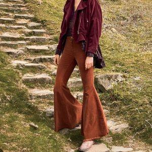 Free People Just Float on Flare Cord in Warm Brown/Rust sz 25 Short*
